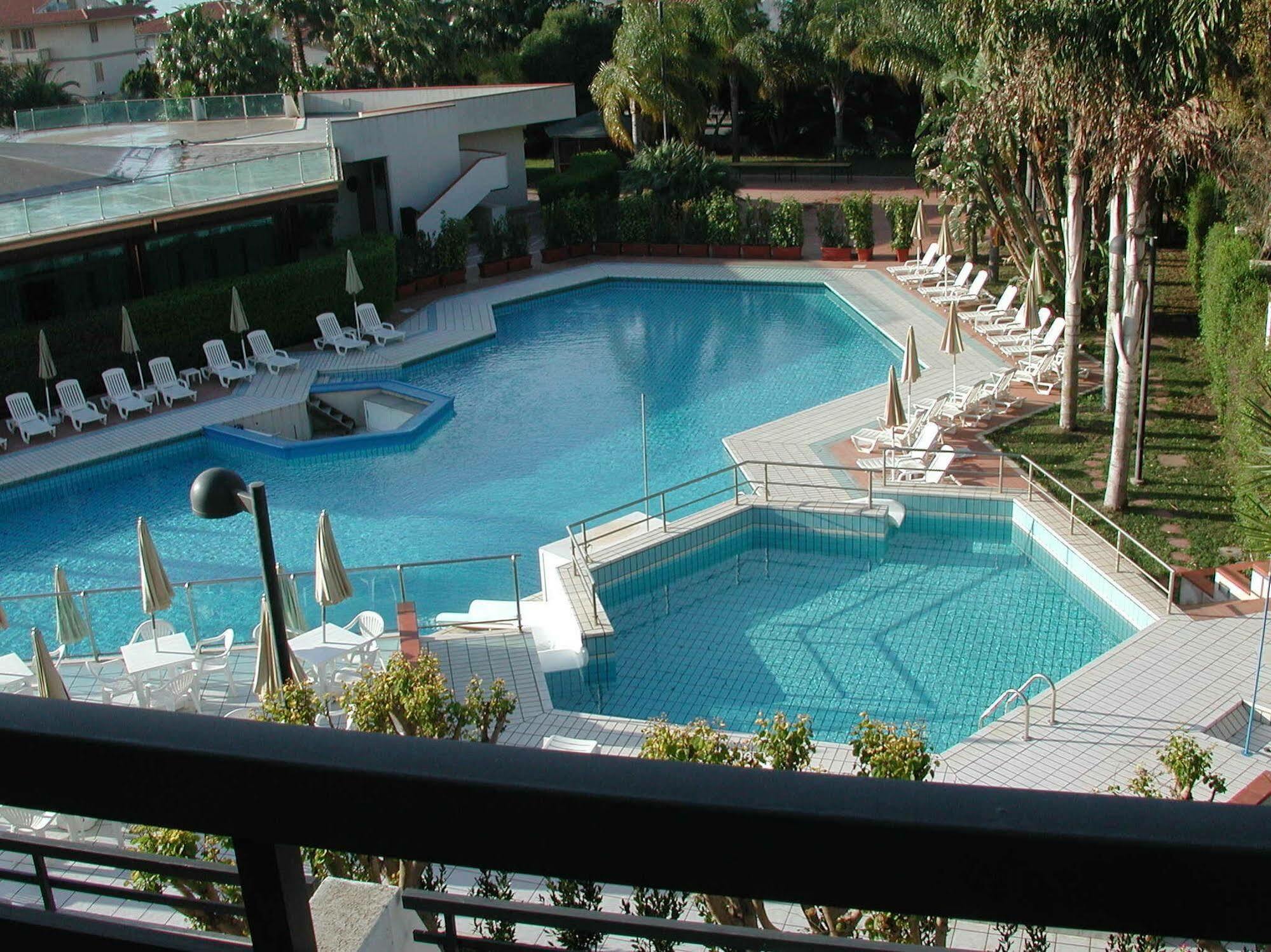 Acacia Marina Hotell Marina di Ragusa Eksteriør bilde