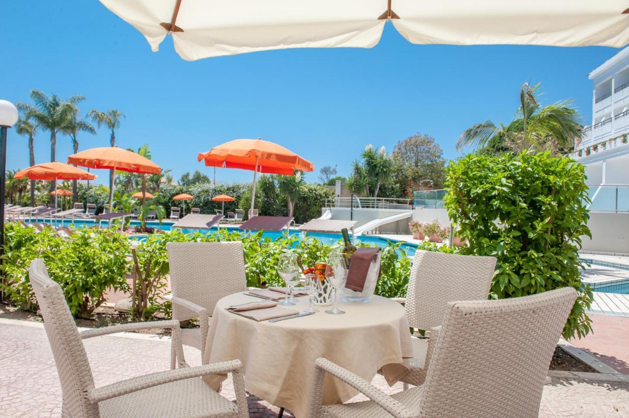 Acacia Marina Hotell Marina di Ragusa Eksteriør bilde