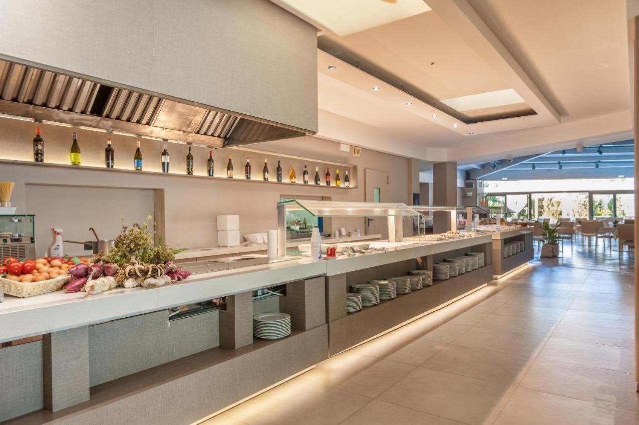 Acacia Marina Hotell Marina di Ragusa Eksteriør bilde